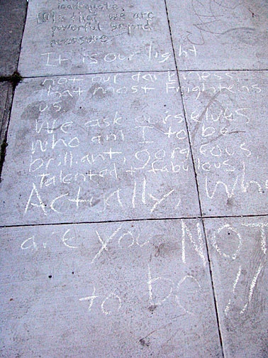 chalk-graffiti0350