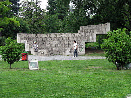 seats-in-cement_1592
