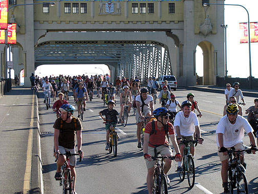 burrard-bridge-northbound_2905