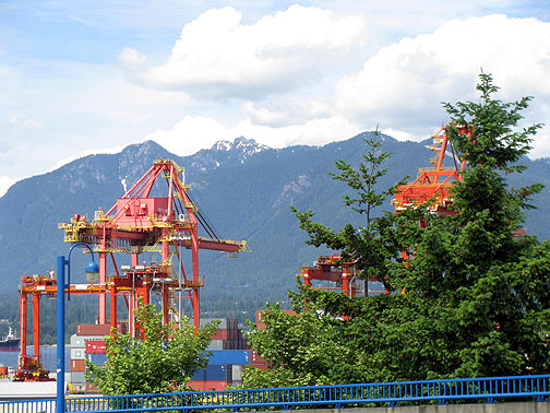 cranes-and-mtns_2715