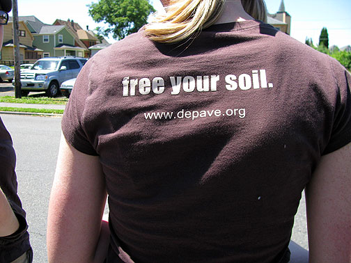 depave-tshirt_2391