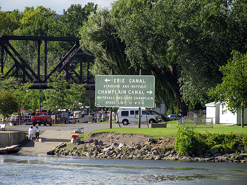 canal-sign_4020