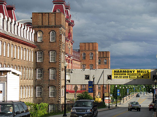 harmony-mills-condos-sign_4045