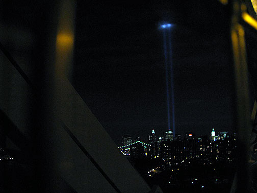 twintower-lights_3902