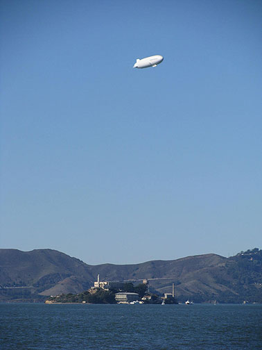 dirigible-over-alcatraz_5197