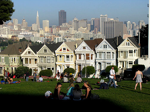 alamo-square_6233 The most typical SF photo... Alamo Square towards Downtown.