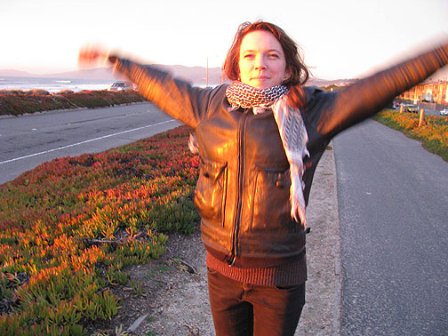 f-wingspan-grt-hwy_5969 Francesca readying for flight.