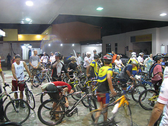 gas-station-crowd_6768 We took over this big Shell station for a half hour, which was taken in good spirits by all.