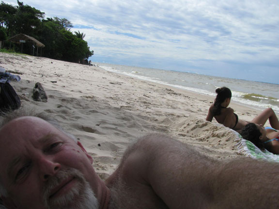 me-on-side-on-beach_7074 Praia do Vai-Quem-Quer