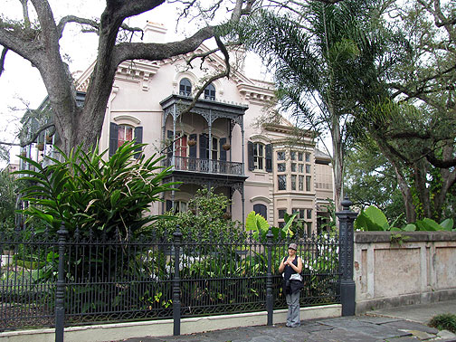 mansion-we-liked-w-adri_7543 We decided this is our house in some alternate reality!