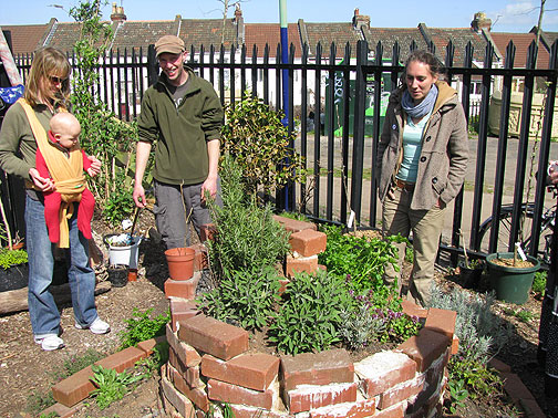 eastside-spiral-kate-steve-jenny_8336 eastside-spiral-kate-steve-jenny_8336