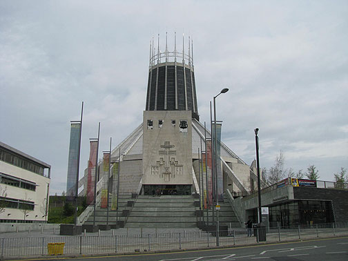 weird-cathedral_8458 New modern cathedral, Liverpool