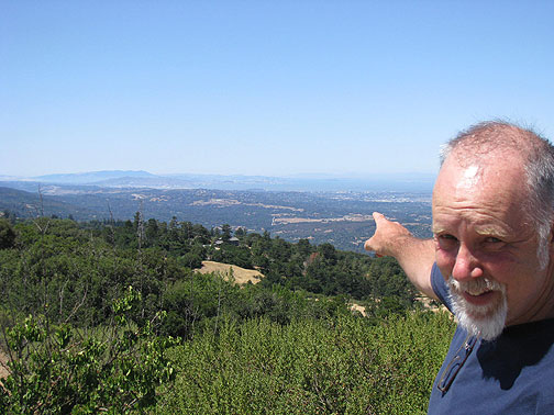 cc-pointing-north-to-sf_1182 I'm pointing north to San Francisco, hard to see in the distance.