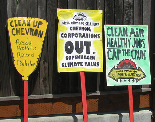richmond-protest-signs_1220 richmond-protest-signs_1220