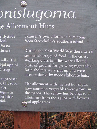 allotment-huts-explanatory-sign_3362 Explanation of allotment huts at museum.