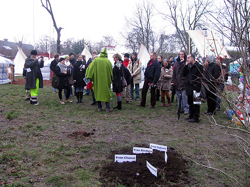 econoimc-growth-funeral_3534 The Daily Funeral at the Climate Bottom Conference, this one for "Economic Growth."