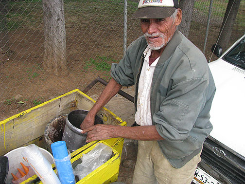 tzintzuntzan-ruins-ice-cream-vendor-75-years-old-50-years-ice-cream-maker_4281 One of the great pleasures of travelling with Adriana is her propensity to chat up everyone we meet. This guy is 75 years old and has been making and selling his own ice cream for 50 years!