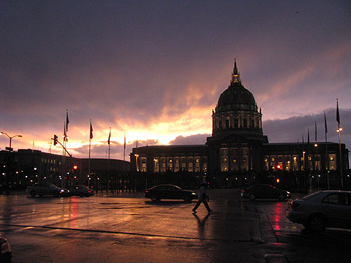 city-hall-sunset-rain-jan-29-2010_5321