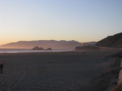 cliff-house-and-sunset-over-gg_7453