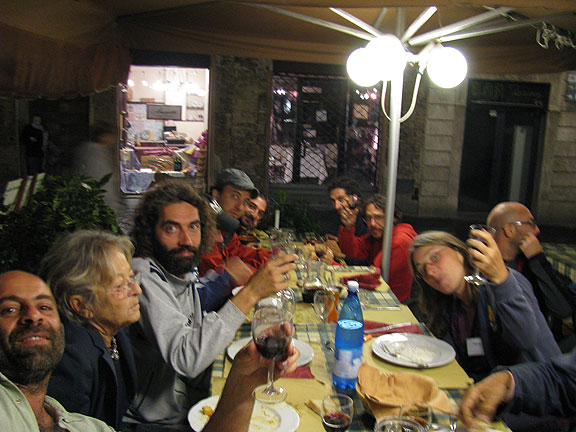 dinner-scene_9606