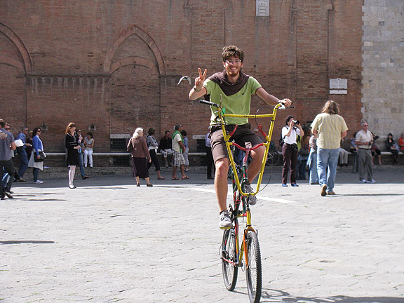 federico-v-for-upright_9580
