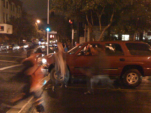 cavorting-teens-turn-ghostlike-Giants-NLCS-Champs-celebration-on-Mission-Street-2010-027