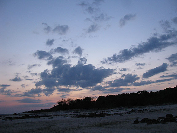 sunset-over-beach-after-tree-climb_1028