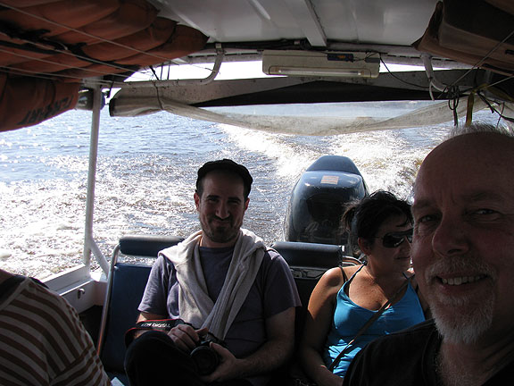 zach-leiberman-and-geraldine-juarez-and-cc-on-boat_0970