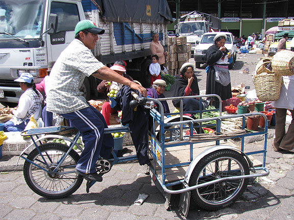 Ambato-market-freight-trike_3168