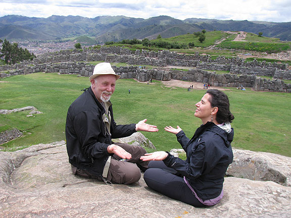 cc-and-adri-hippie-moment-saqsaywaman_4617