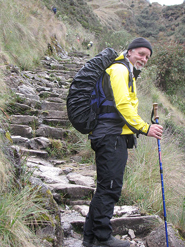 cc-climbing-to-Runturacay_4999