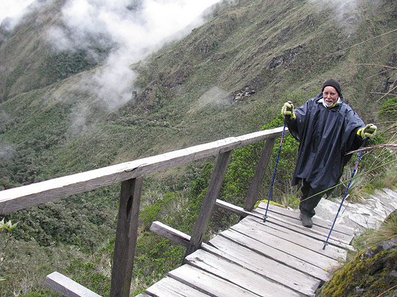 cc-on-precarious-bridge_4966