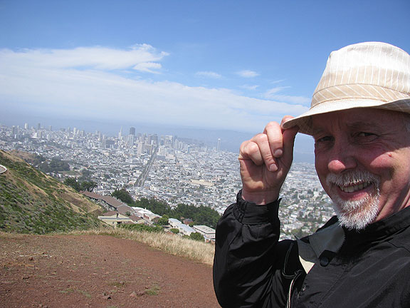 cc-holding-hat-on-twin-peaks_2310