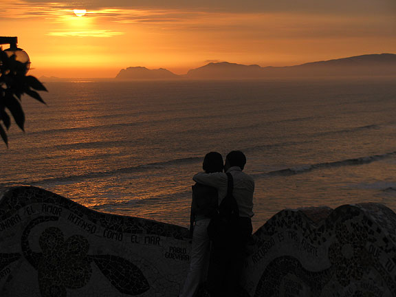 romantic-setting-sunset_1385