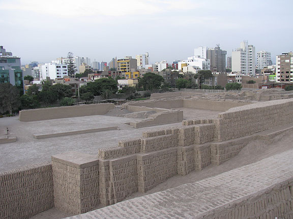 ruins-in-city_1344