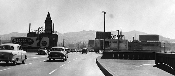 Bay-Bridge-6-lanes-c-1950s-westbound-near-Fremont-exit_3002