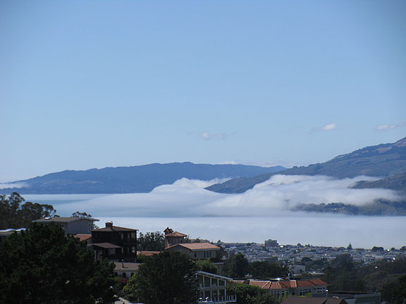 Coming down from Twin Peaks the view opens up to the north and voila! Fog hugging the Marin county coast...