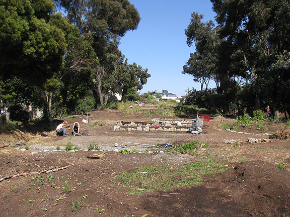 Largely denuded of its recent productive landscape, this is the old Fell Street offramp, which was a wonderful part of Hayes Valley Farm for the past year or two...