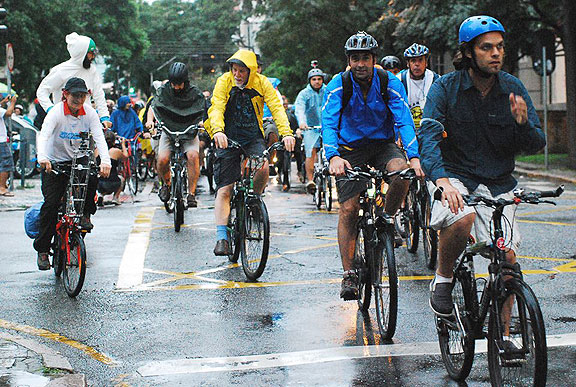 A soggy Critical Mass in Curitiba, here I am in conversation with Brazilian bike activist pioneer Renata Falzoni.