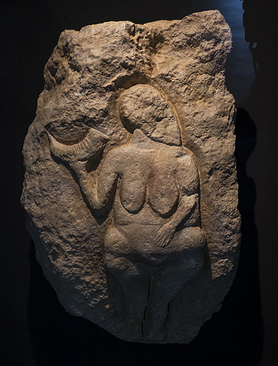 25,000-year-old sculpture!