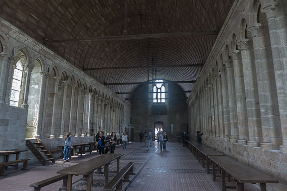 The major monks' dining room... impressive architecturally.. loved the light.